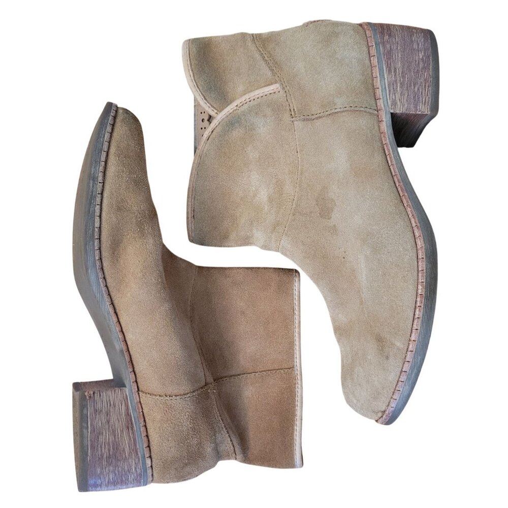 UGG Suede Leather Ankle Boots 7 Sheepskin Insole 1004367‎ DARLING Chestnut